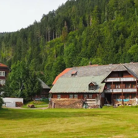 With 1 Bedroom Holiday home